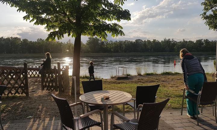 Klasles Gastronomie am Rhein